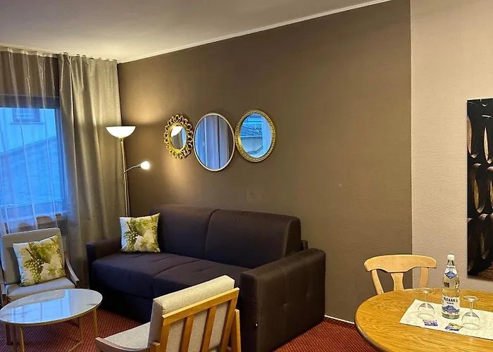 Lesura Ferien- リーザー